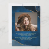 Elegant Afstuderen foto blauw marine Aankondiging (Achterkant)