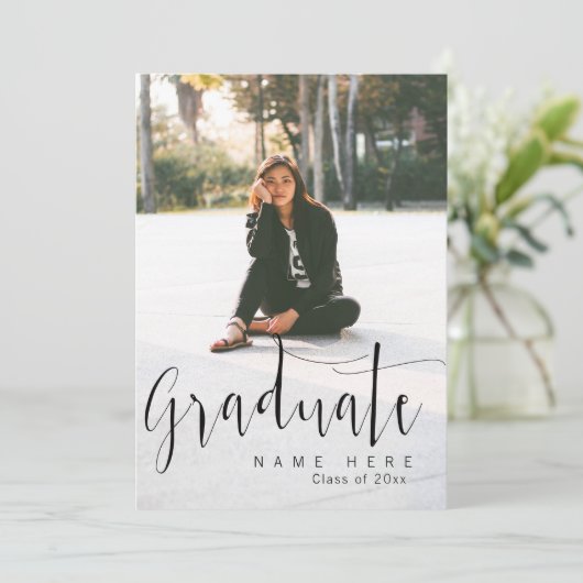 Elegant Afstuderen Fotoaankondiging / Uitnodiging (Staand voorkant)