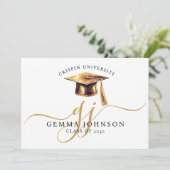 Elegant Afstuderen Naam Gold Monogram Aankondiging (Staand voorkant)
