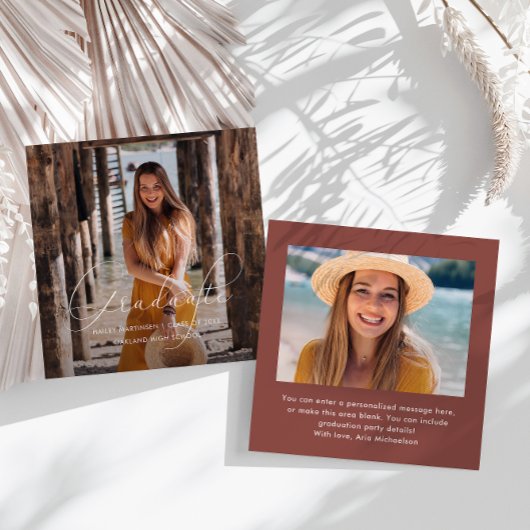 Elegant Afstuderen White Script Photo Red Notitiekaartje