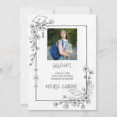 Elegant Afstuderen Zwart-wit Bloemenrand Aankondiging (Voorkant)