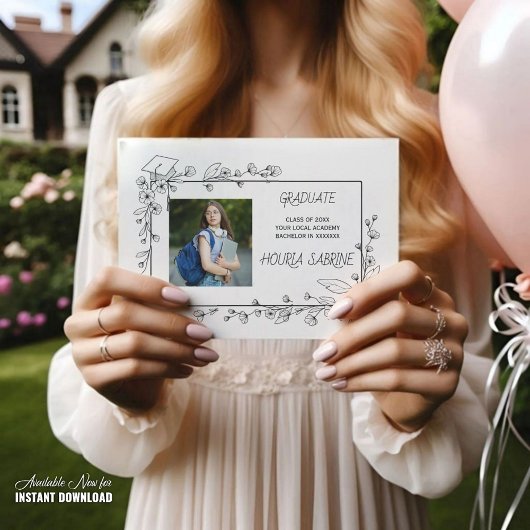 Elegant Afstuderen Zwart-wit Bloemenrand Aankondiging