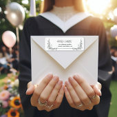 Elegant Afstuderen Zwart-wit Bloemenrand Etiket