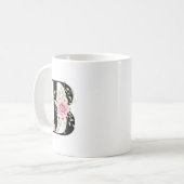Elegant Alphabet Coffee Cup with Pink Rose Design Koffiemok (Voorkant links)
