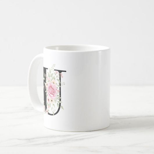 Elegant Alphabet Coffee Cup with Pink Rose Design Koffiemok (Voorkant links)