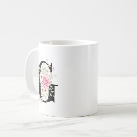 Elegant Alphabet Coffee Cup with Pink Rose Design Koffiemok (Voorkant links)
