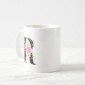 Elegant Alphabet Coffee Cup with Pink Rose Design Koffiemok (Voorkant links)