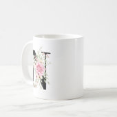 Elegant Alphabet Coffee Cup with Pink Rose Design Koffiemok (Voorkant links)