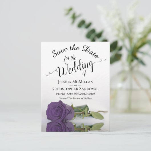 Elegant Amethyst Paarse Roos Wedding Save the Date Aankondigingskaart (Staand voorkant)