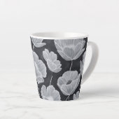 Elegant and Whimsical Poppies Latte Mok (Rechterhoek)