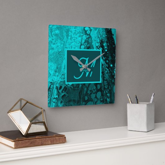 Elegant Aqua Blauwgroen vet Script Monogram Vierkante Klok (Kantoor)
