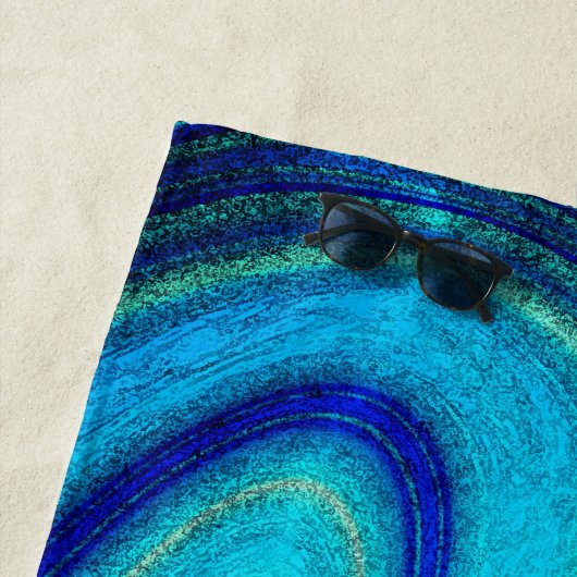 Elegant Aquamarine Paua Rainbow Shell geïnspireerd Strandlaken (In situ)