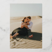 Elegant Arch Monogram Foto Weddenschap Gold Folie Uitnodiging (Achterkant)