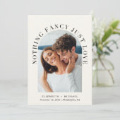 Elegant Arch Photo QR Code Cream Casual Weddenscha Kaart (Staand voorkant)