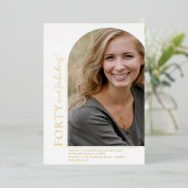 Elegant Arch Shape 40 en Flirty Photo Gold Folie Uitnodiging (Staand Voorkant)