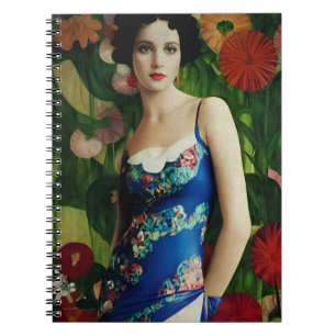 Elegant Art Deco Style Woman met Large Flowers Art Notitieboek