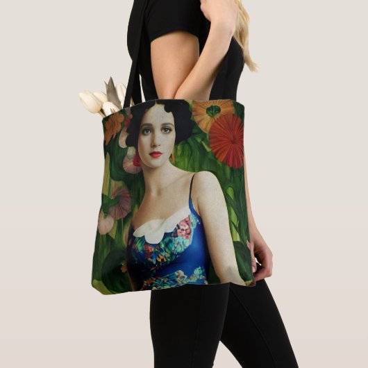 Elegant Art Deco Style Woman met Large Flowers Art Tote Bag (Dichtbij)
