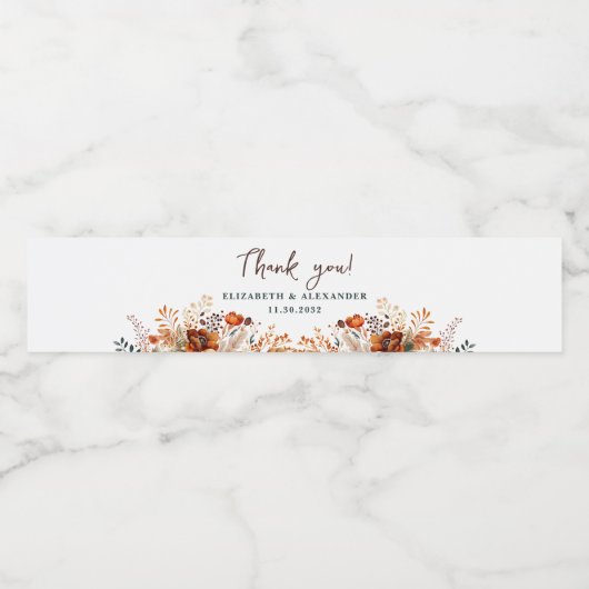 Elegant autumnal floral names and wedding date waterfles etiket (Enkel label)