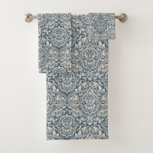 Elegant Baroque Blue Damask Brocade over White Bad Handdoek (Insitu)