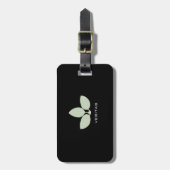 Elegant Bay Leaf Silhouette over Black Bagagelabel (Voorkant verticaal)
