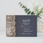 Elegant Beach Puka Shells Wedding RSVP Kaart (Staand voorkant)