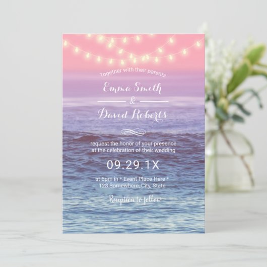 Elegant Beach String Lights Tropical Wedding Kaart (Staand voorkant)