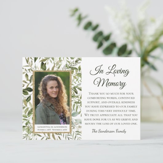 Elegant begrafenis eucalyptus in liefhebbend geheu bedankkaart (Staand voorkant)