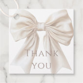 Elegant Beige Bow Genderneutraal Baby shower Bedankjes Labels (Voorkant)