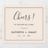 Elegant Beige Cheers aan de nieuwe Mr en Mrs Cham Sparkling Wijnetiket (Enkel label)