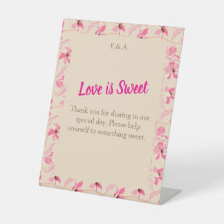 Elegant Beige en Roze Roze Bloemige Bruiloft Reclamebord Met Voetstuk