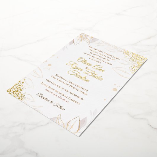 Elegant Beige Floral Folie Wedding Uitnodiging (Gedraaid)