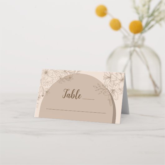 Elegant Beige Floral Wedding Plaatskaartje (Voorkant)