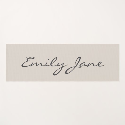 Elegant beige handgeschreven scriptnaam Aangepast Yogamat (Voorkant (horizontaal))