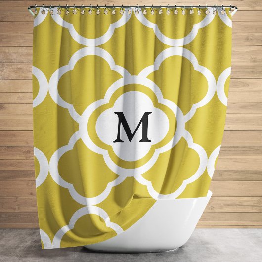 Elegant Beige Quatrefoil Monogram Douchegordijn