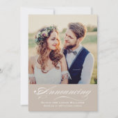 Elegant Beige Script Weddenschap Foto's ontvangen Kaart (Voorkant)