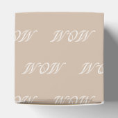 Elegant beige tan aangepast script naam tekstmonog bedankdoosjes (Bovenkant)