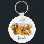 Elegant BFF Best Friends for ever Birthday Card Sleutelhanger<br><div class="desc">Een elegant fotoontwerp van beste vrienden waarmee u de foto's kunt aanpassen aan uw eigen persoonlijke BFF-foto's. Ideaal persoonlijk cadeau voor uzelf of voor uw jeugd,  kerstmis of cadeau voor een andere speciale gelegenheid. Perfect uniek geheugencadeau voor iedereen.</div>