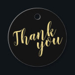 Elegant Black and Gold Weddenschap Hartelijk dank Bedankjes Labels<br><div class="desc">Wedding Hartelijk dank Voor de kenmerktitel "Dank u" in de gouden moderne scriptlettertypen op zwarte achtergrond. Ideaal voor bruiloft,  baby shower,  vrijgezellenfeest,  vrijgezellenfeest en nog veel meer.</div>