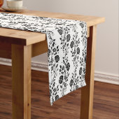 Elegant Black and White Floral Pattern Korte Tafelloper (Voorbeeld)