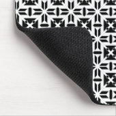 Elegant Black and White Geometric Pattern Muismat (Hoek)