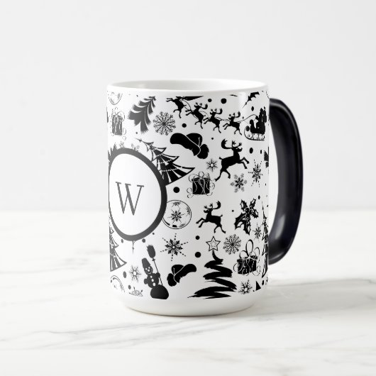 Elegant black and white merry Christmas Monogram Magische Mok (Voorkant rechts)