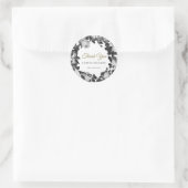 Elegant Black and White Roses op gouden bruiloft Ronde Sticker (Tas)