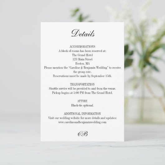 Elegant Black and White Script Monogram Wedding Informatiekaartje (Staand voorkant)