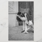 Elegant Black and White Simple Modern Wedding Menu (Achterkant)