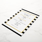 Elegant Black and White Stripe Weddenschap Gold Folie Uitnodiging (Gedraaid)