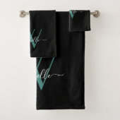 Elegant Black Blauwgroen Monogram Name Script Bath Bad Handdoek (Insitu)