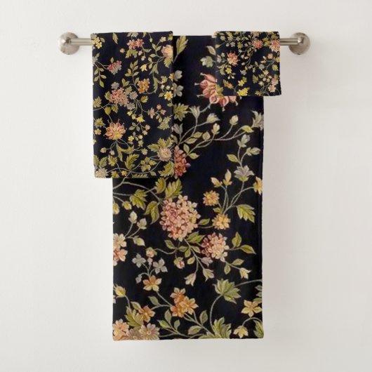 Elegant Black Botanical Floral Pattern Bad Handdoek (Insitu)