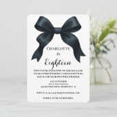 Elegant Black Bow Birthday Invite - Black Stripe Kaart (Staand voorkant)
