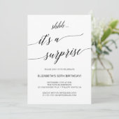 Elegant Black Calligraphy Surprise Party Kaart (Staand voorkant)