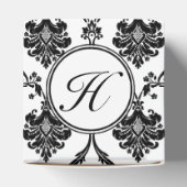 Elegant Black Damask-beerdoos met aangepaste naam Bedankdoosjes (Bovenkant)